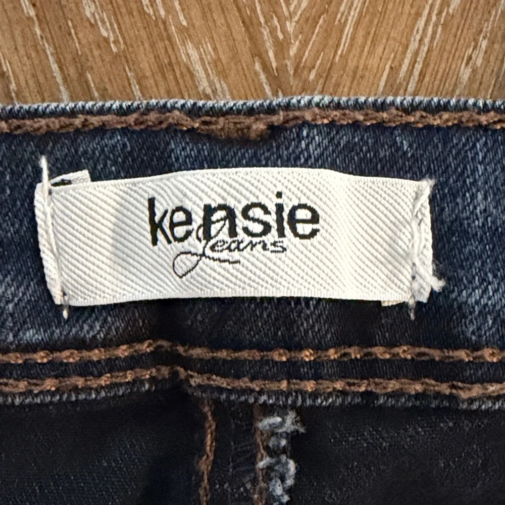 Kensie Effortless Ankle Dark Wash Mid Rise Skinny Jeans 10/30 - Picture 4 of 11